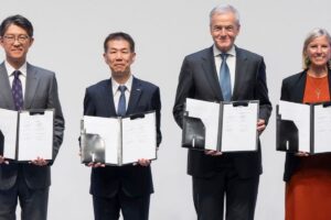 Mitsubishi Fuso & Hino merger: Daimler dan Toyota bergabung