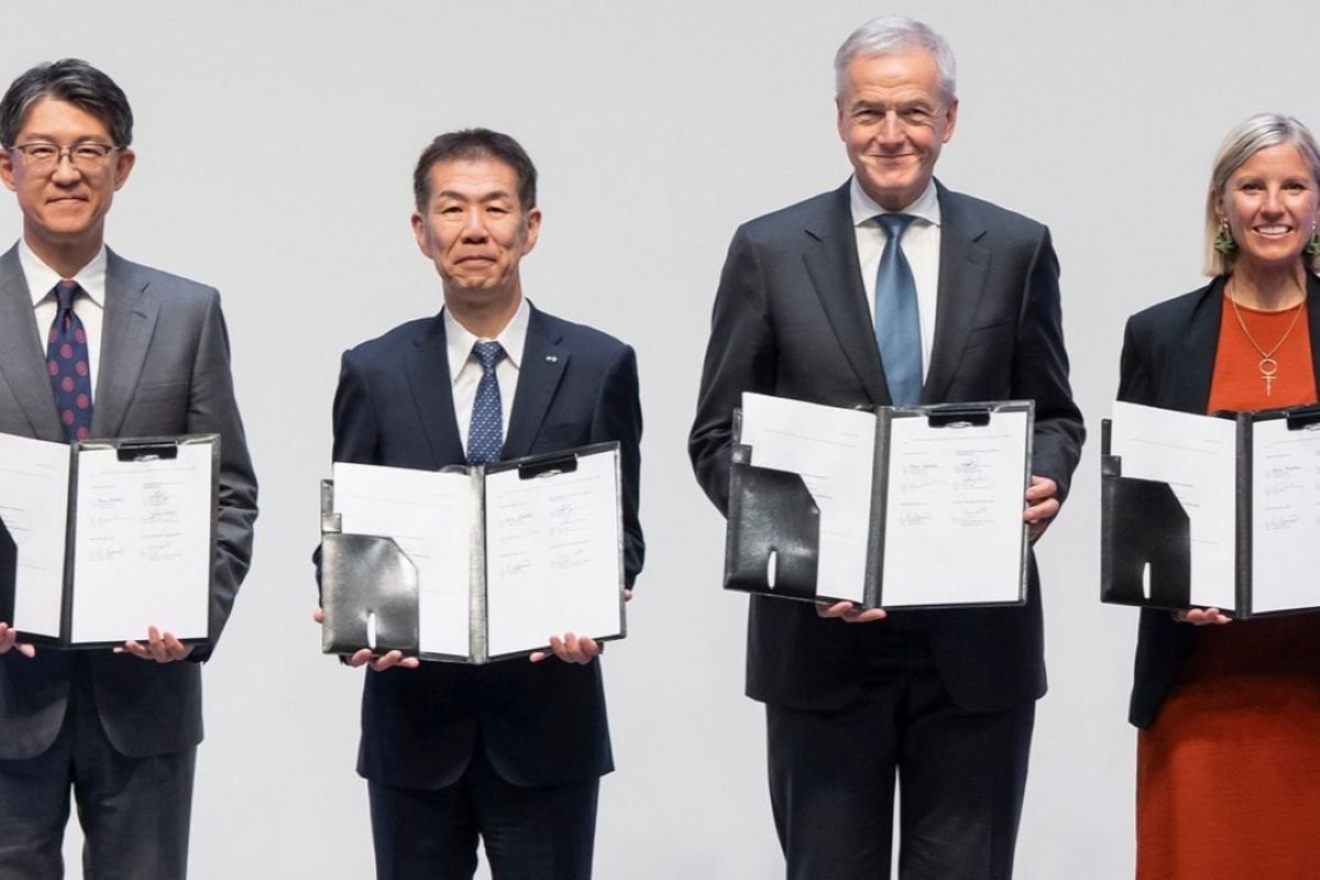 Mitsubishi Fuso & Hino merger: Daimler dan Toyota bergabung