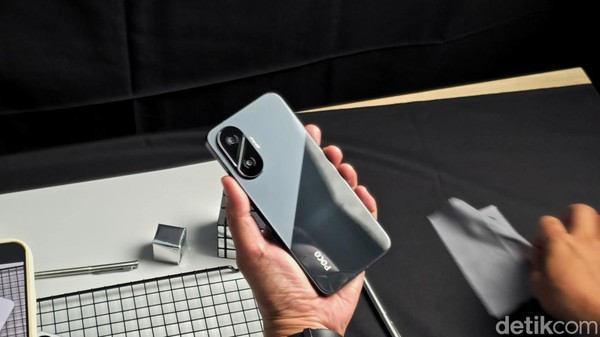 Poco F7: Rahasia Dibalik Peluncuran Terpisah dari F7 Pro & Ultra