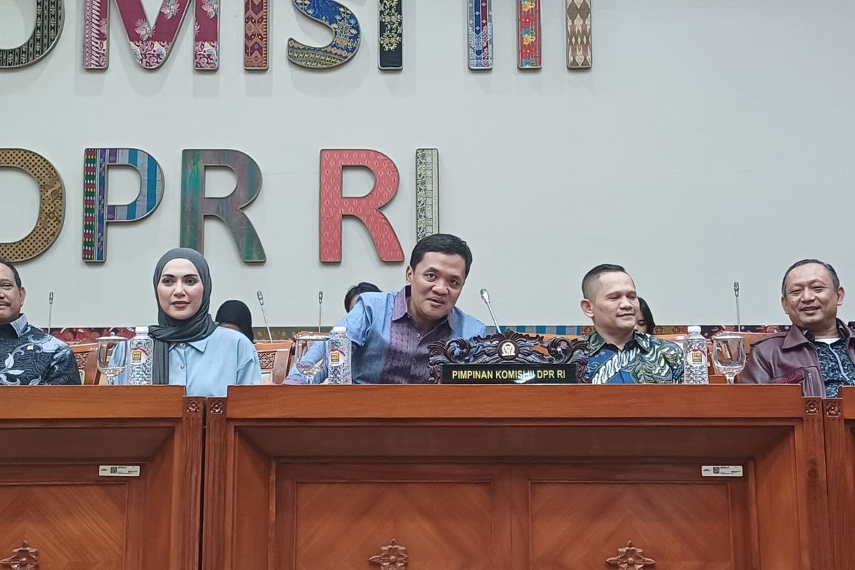 Reses Tunda RUU KUHAP? Komisi III Dengar KPK & YLBHI