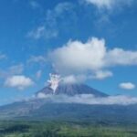 Semeru Erupsi Dahsyat: Letusan Ratusan Meter, Lima Kali!